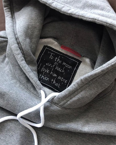 Bluzy dla pary z kapturem Love sign latte